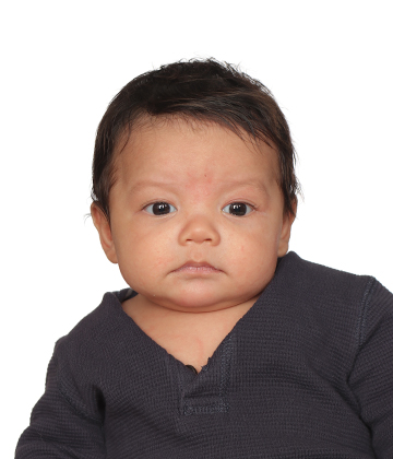 Village Studio infant passport image 13