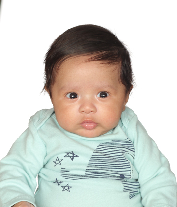 Village Studio infant passport image 02