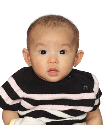 Village Studio infant passport image 03