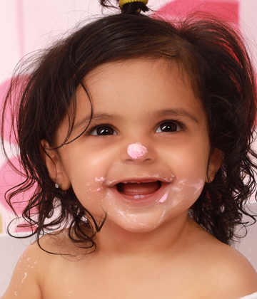 Village Studio cakesmash portfolio image 02