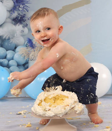 Village Studio cakesmash portfolio image 03